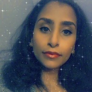 Meet your Posher, Allana